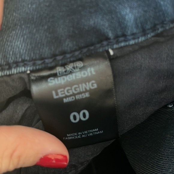 Express Jeans - Picture 4 of 6